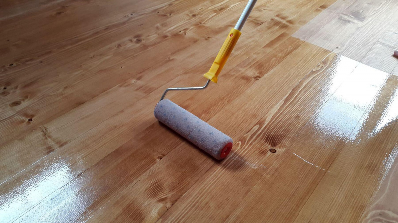 Какой паркет выбрать: лак или масло?